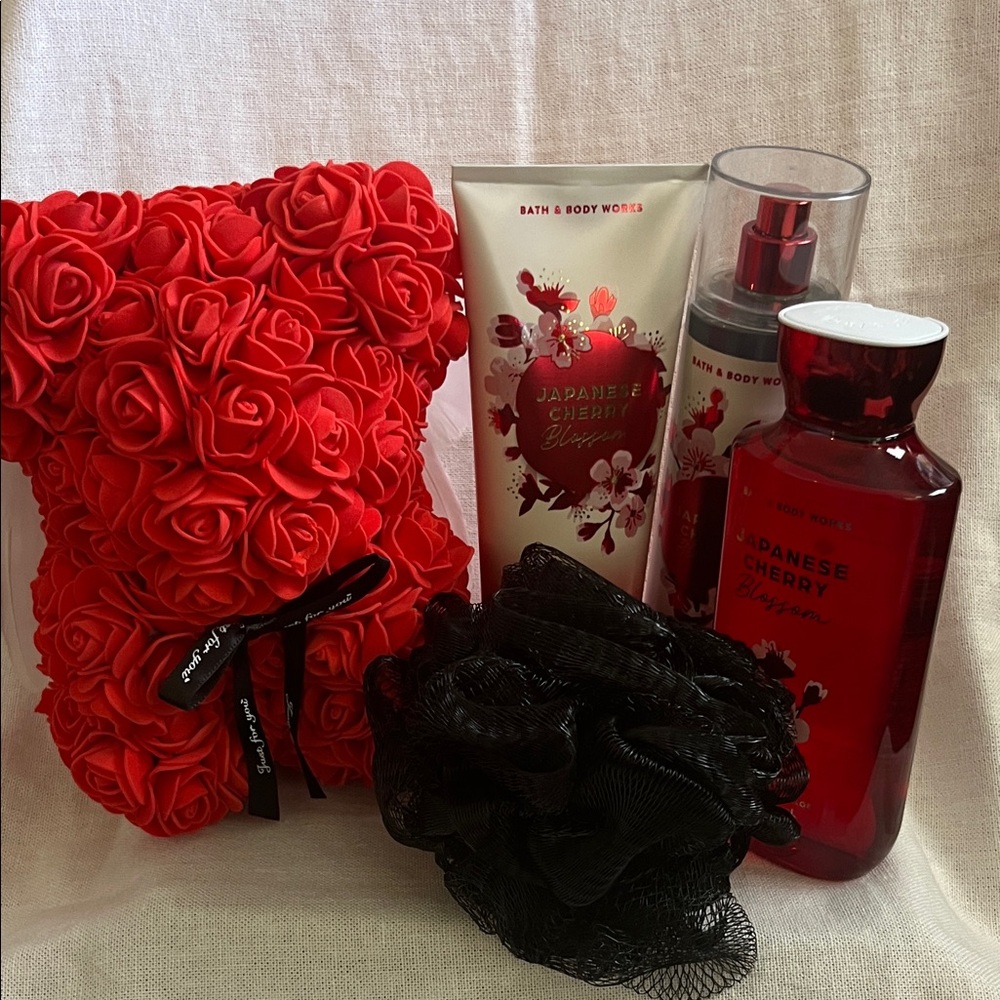 Bath & Body Works Japanese Cherry Blossom Body Care Bundle